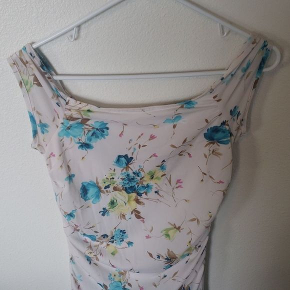 Dress  - Picture 3 of 5